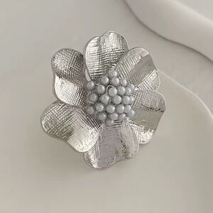 Flower Silver Pearl Adjustable Ring